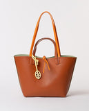 Surkana reversible shopper with inner pouch powdery green 25BASE811-65