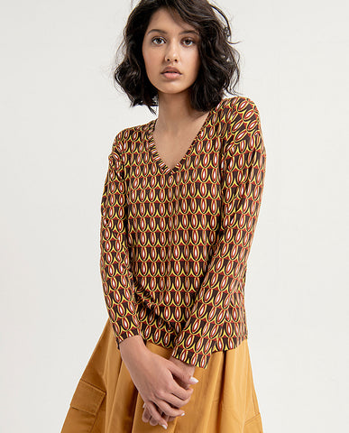 Surkana oversize t-shirt with v-neckline brown 553CAFO013-70