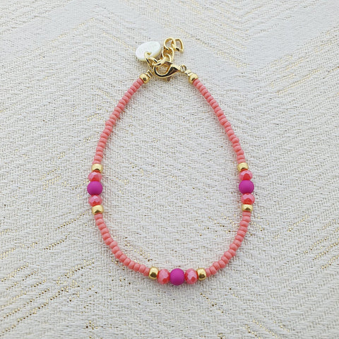Mooi! Jewels armband met roze miyuki beads en facetkraaltjes