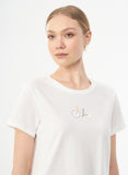 T-shirt met geborduurde fiets | Organication embroidered t-shirt offwhite