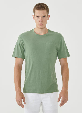 Groen t-shirt met borstzakje | Organication pocket t-shirt fern green